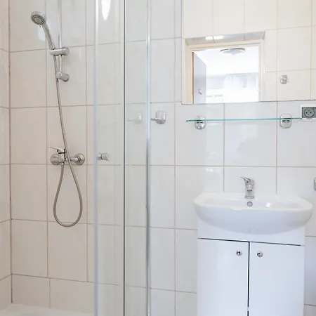 Ostoja - Pokoje, I Jastrzębia Góra