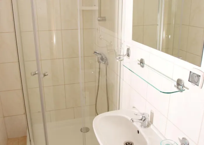 Ostoja - Pokoje, I Jastrzębia Góra